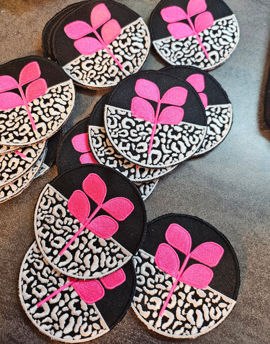 #22 EMBROIDERED IRON ON PATCHES